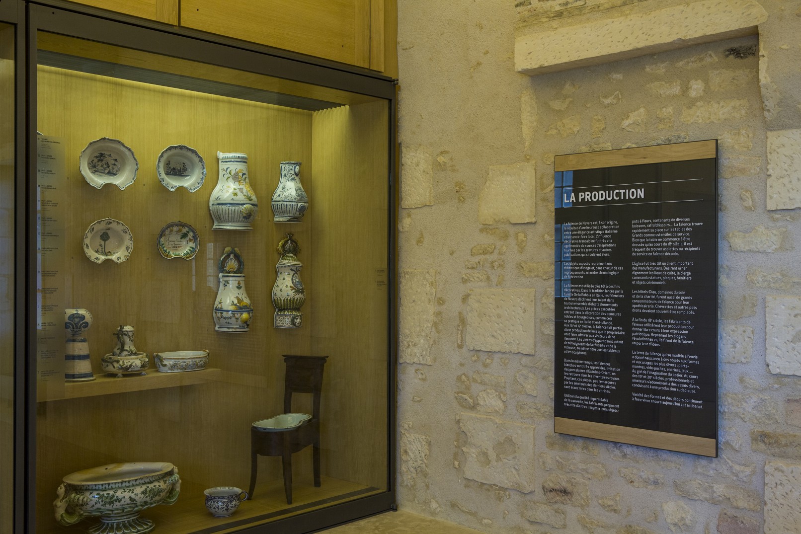 nevers musee faience signalétique exposition varina volk graphisme freelance paris