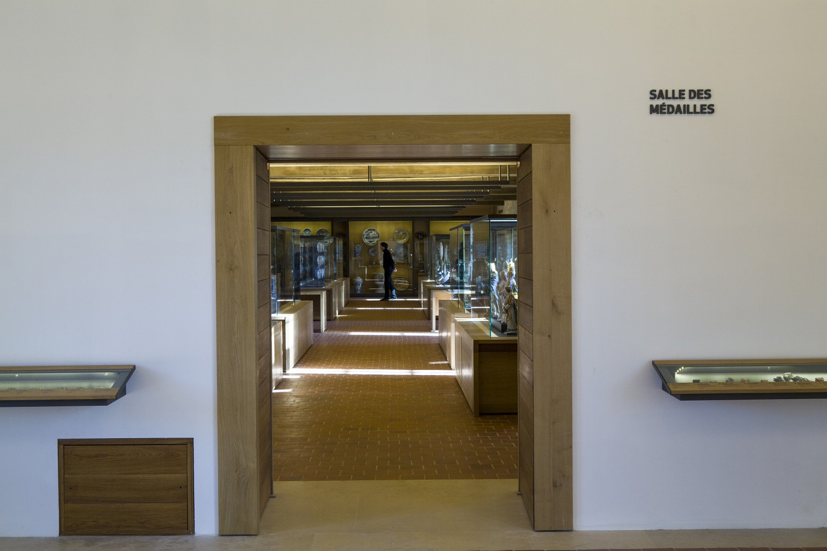 nevers musee faience signalétique exposition varina volk graphisme freelance paris